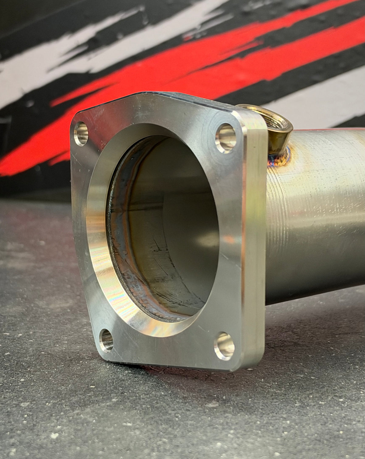 Tomlin Performance 991 Turbo downpipe, flange close-up